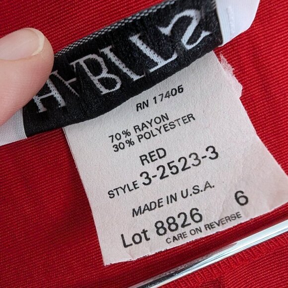 Vintage Red Shirt Dress, Sleeveless Mother of Pearl Buttons, Flouncy Dress - Picture 6 of 8